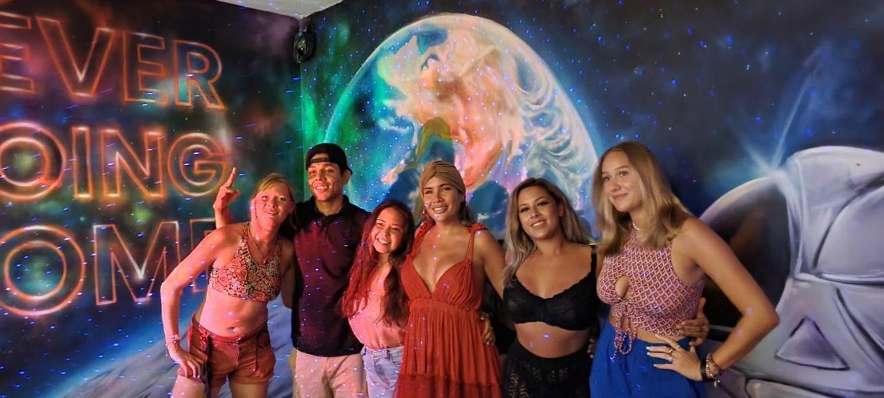 Hostal Why Not Rooftop Party Playa del Carmen
